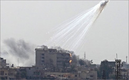 Hình ảnh vụ tấn công thị trấn Deir al-Zour (Ảnh: Arshif)