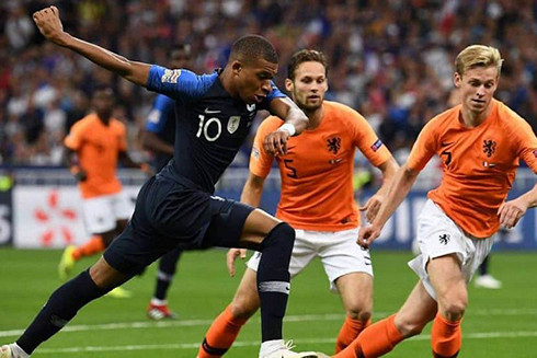Đội tuyển Pháp tỏ ra quá vượt trội so với đội tuyển Hà Lan.