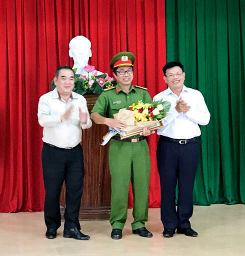 Vietcombank: Trao thưởng cho lực lượng Công an Khánh Hòa