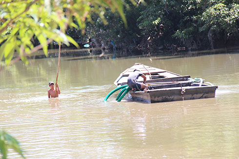 Quản lý khai thác cát tại Khánh Vĩnh: Còn nhiều bất cập