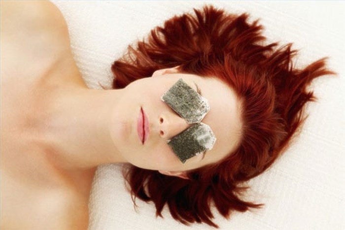 Tận dụng túi trà lọc để làm đẹp