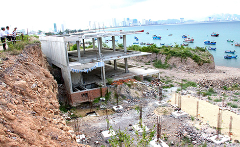 Bài toán phát triển du lịch và bảo vệ cảnh quan