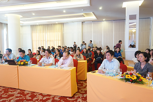 Đại biểu dự hội nghị.