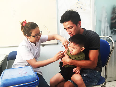 Vắc xin 5 trong 1 mới: Sẽ có trong tháng 10