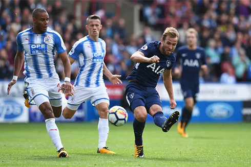 Tottenham với đội hình vượt trội sẽ dễ dàng vượt qua một Huddersfield đang chìm ở đáy bảng xếp hạng.