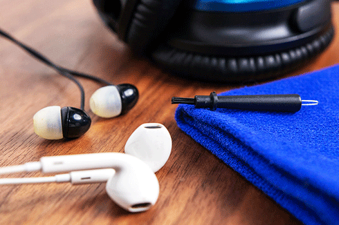 Vệ sinh tai nghe đúng cách sẽ giúp nó duy trì tuổi thọ và chất lượng tốt hơn