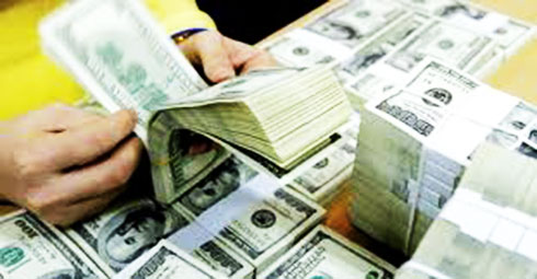 Giá USD thế giới tăng, trong nước đi ngang