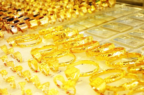 Chênh lệch giá vàng giảm do giá kim loại quý trong nước tăng chậm hơn giá thế giới.