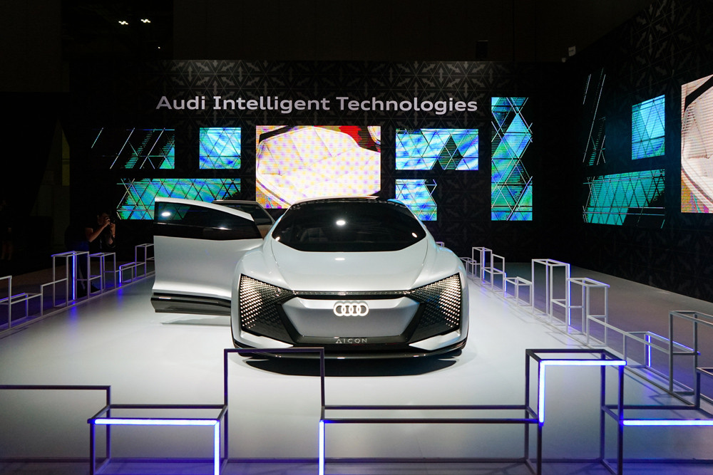 Xe điện tự hành sẽ là mục tiêu của ngành công nghiệp ô tô trong vài thập kỷ tới.
