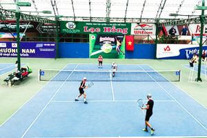 Many businesses accompanying Khanh Hoa's 2018 tennis club open tournament – Me Trang Cup