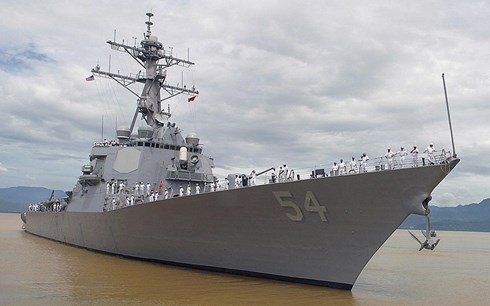 Tàu khu trục USS Curtis Wilbur của Mỹ. Ảnh: AP