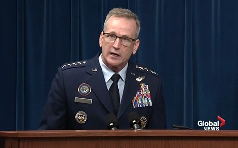 Tướng Terrence O’Shaughnessy (Ảnh chụp từ clip của Globalnews)