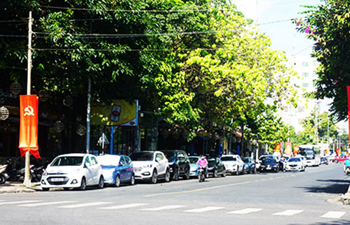 Đường Yersin đoạn từ đường Trần Phú đến Trần Hưng Đạo sẽ thu phí đỗ xe ô tô.