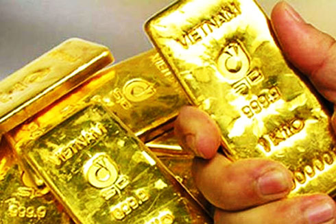 Giá vàng hôm nay 30/10: Nỗi lo bất ổn, vàng treo trên đỉnh