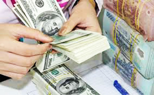 Giá USD tiếp tục tăng mạnh