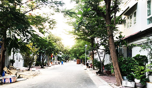 Nhà mặt đường ở phường Phước Long có giá cho thuê khá cao.
