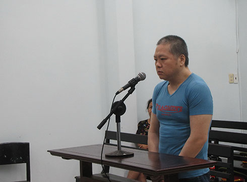 Đi tù 9 năm vì dùng thẻ giả chuyển tiền qua máy POS