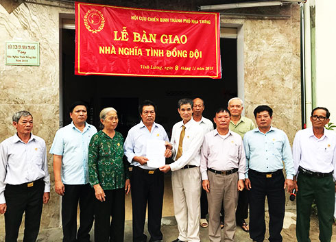 Nha Trang: Bàn giao nhà "Nghĩa tình đồng đội" ở xã Vĩnh Lương