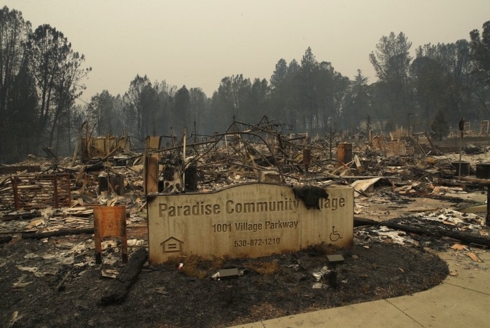 Khung cảnh trơ trụi sau đám cháy ở California. (Ảnh: AP/John Locher)