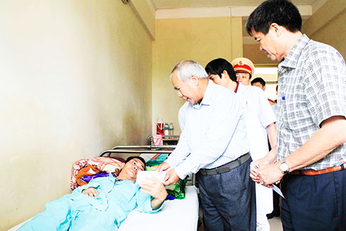 "Tưởng nhớ người đi - Vì người ở lại"