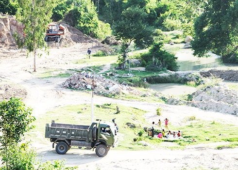 Yêu cầu UBND thành phố Cam Ranh xử lý dứt điểm