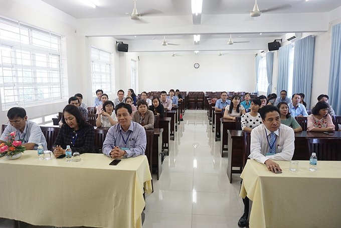 28 cán bộ, công chức dự thi nâng ngạch