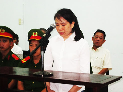 Bị cáo Nguyễn Thị Thu Nguyệt.