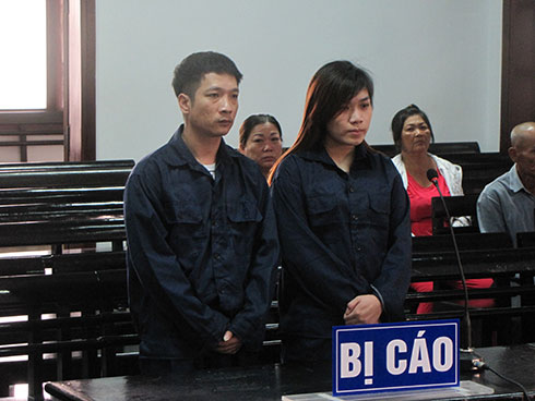 Đôi nam nữ mua bán trái phép ma túy