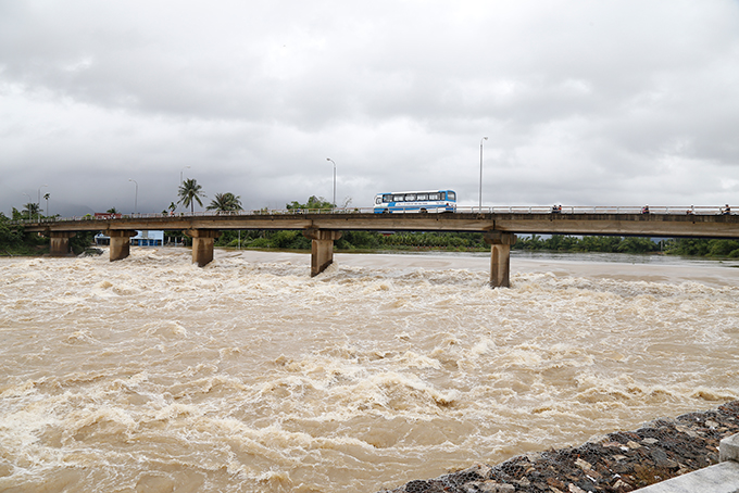 Mức nước trên sông Cái Nha Trang có khả năng lên 10,5m.