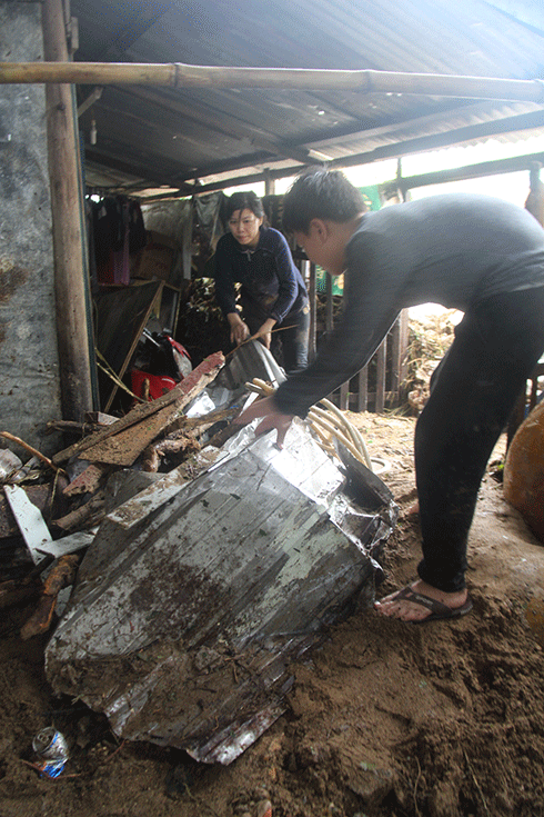 Người dân TP. Nha Trang khắc phục hậu quả mưa lũ