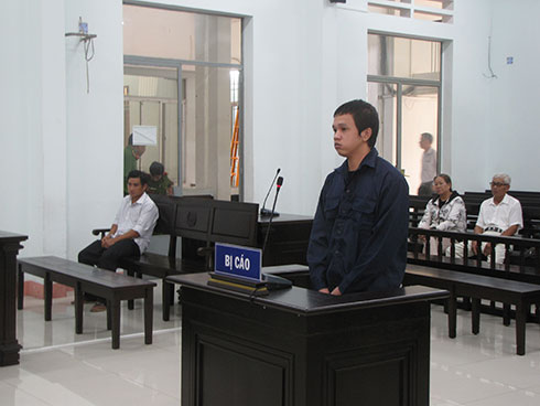 Nhiều lần bán ma túy