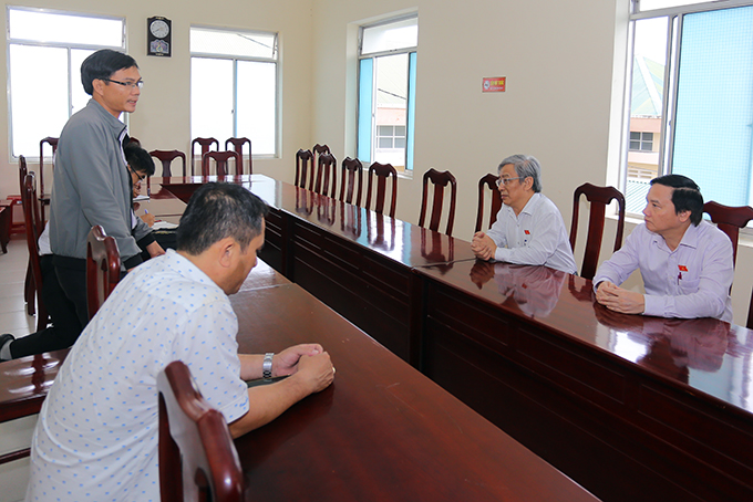 Ông Lê Xuân Thân làm việc với thị xã Ninh Hòa và phường Ninh Hà 