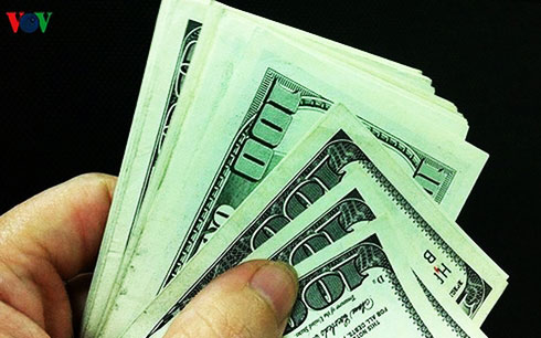 Tỷ giá trung tâm tăng thêm 10 đồng mỗi USD