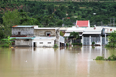 Thôn Đất Lành bị ngập nặng.