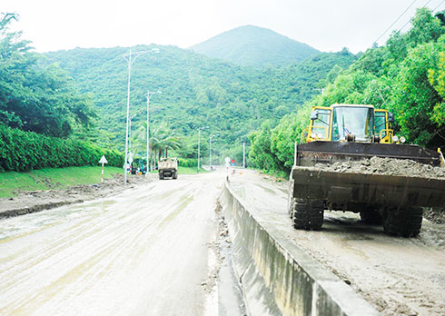 32 tuyến đường bị hư hỏng