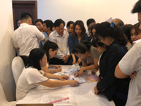 Bốc thăm để mua nhà ở xã hội