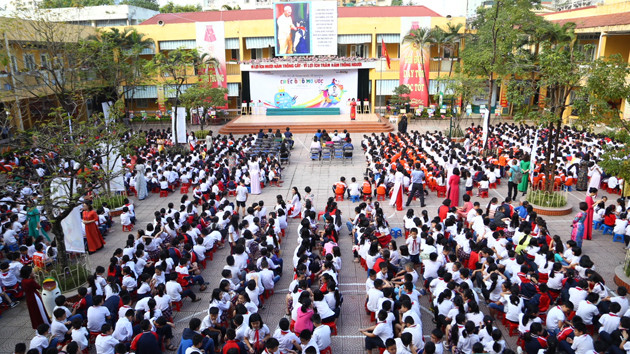 Học sinh trường Tiểu học Kim Đồng, Hà Nội, tham gia lễ phát động cuộc thi.
