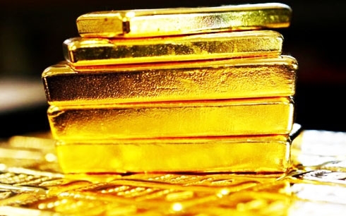 Mở cửa phiên giao dịch đầu tuần (3/12), giá vàng trong nước giảm nhẹ, trong khi giá vàng thế giới vẫn  "giậm chân tại chỗ ".