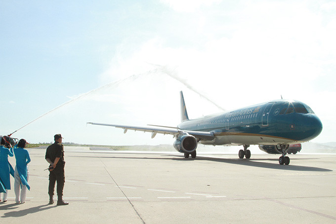 Lúc 9 giờ 25 phút, chiếc tàu bay A321 mang số ký hiệu VN441 đã đáp xuống Sân bay Quốc tế Cam Ranh. 