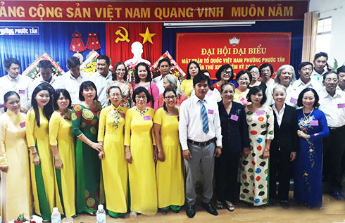 40 người tham gia MTTQ phường, nhiệm kỳ 2019 - 2024  ra mắt đại hội. 