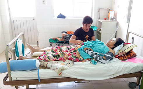 Những cán bộ thôn quên mình cứu dân