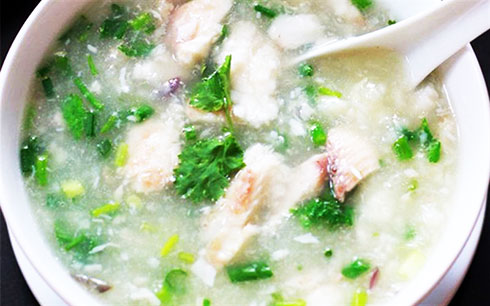 Canh khoai từ và cá kho tiêu