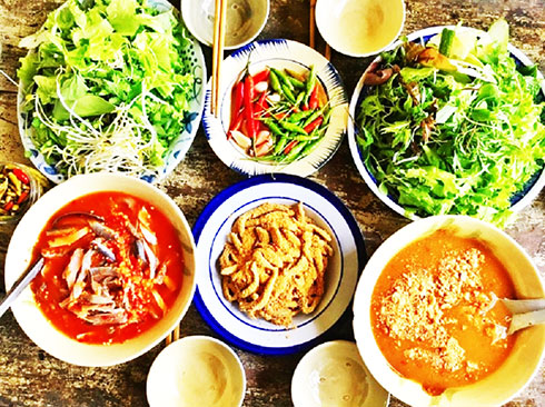 Về Nam Ô ăn gỏi cá