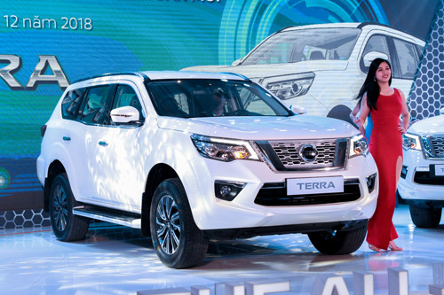 SUV 7 chỗ nhập khẩu Nissan Terra trong buổi công bố giá bán sáng 18/12 tại Hà Nội. Ảnh: Đức Huy.