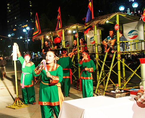 Một hội chơi bài chòi diễn ra ở TP. Nha Trang. 