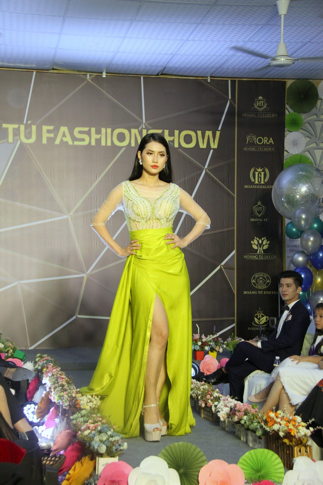 Evening gown of Hoang Tu Mora
