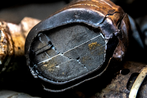 Palladium - vật liệu chế tạo ôtô đắt hơn vàng