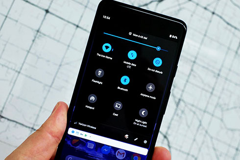 Khám phá tính năng Dark Mode tiết kiệm pin trên điện thoại OLED