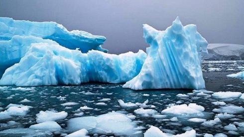 Bắc Cực mất 14.000 tấn băng mỗi giây. (Ảnh: Arktika)