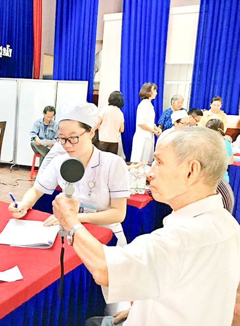 Hướng tới bệnh viện không khói thuốc